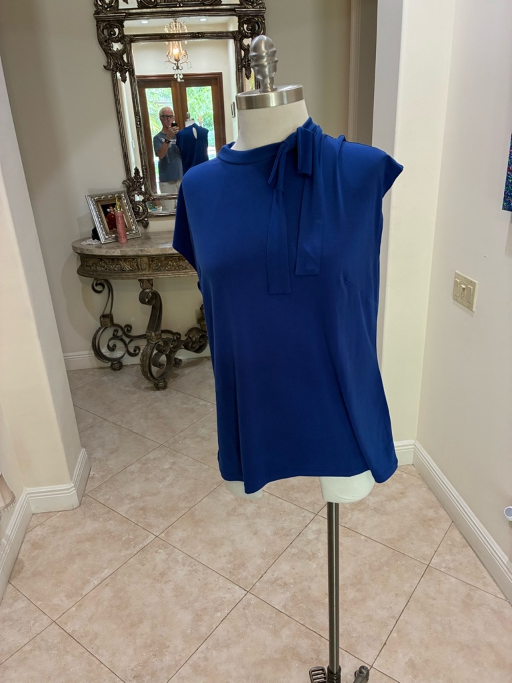 New York & Company Royal Blue Tie-Neck Cap Sleeve Blouse